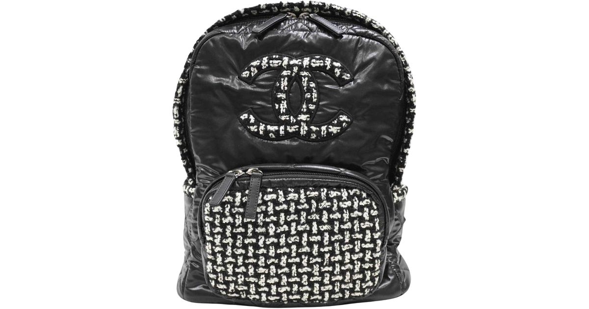 Chanel Synthetic Backpack Bag (pre-owned) in Black