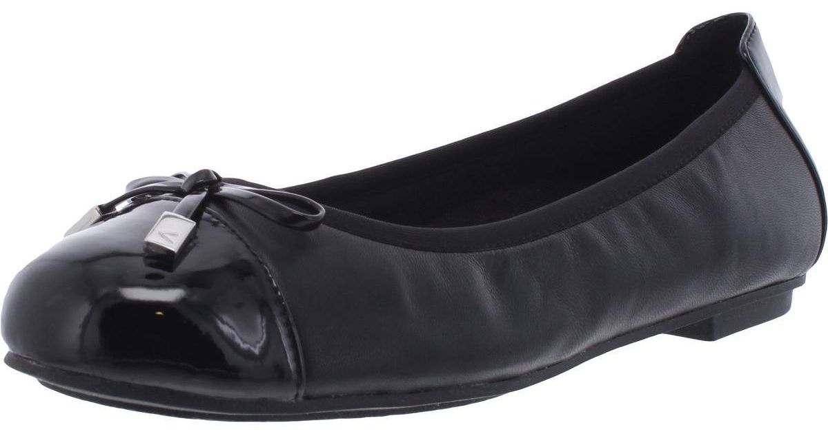 Vionic Minna Letaher Toe Cap Ballet Flats in Black Lyst