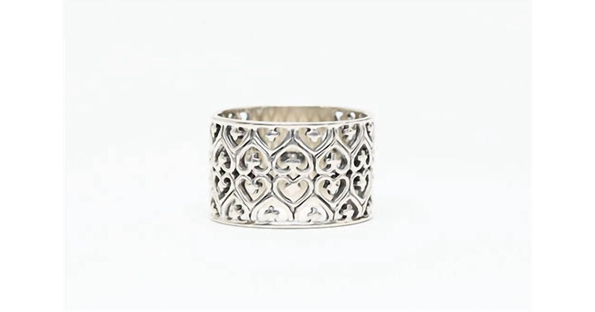 Avenue Chic Filigree Heart Ring in Black | Lyst