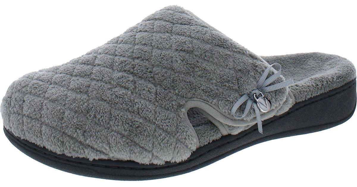 Vionic Adilyn Terry Quilted Clog Slippers in Gray | Lyst