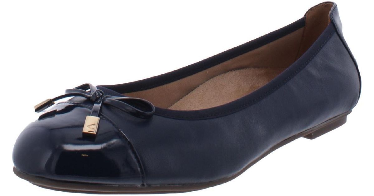 Vionic Minna Letaher Toe Cap Ballet Flats in Blue Lyst