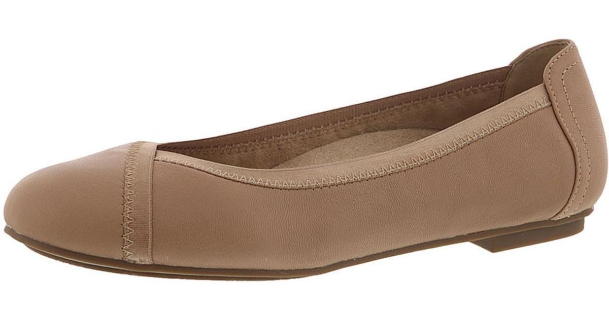 Vionic Caroll Leather Slip On Ballet Flats in Brown | Lyst