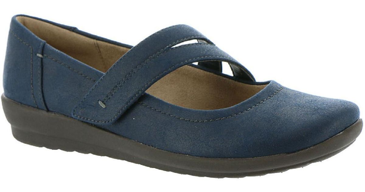 Easy Spirit Aranza 2 Solid Closed Toe Mary Janes in Blue Lyst