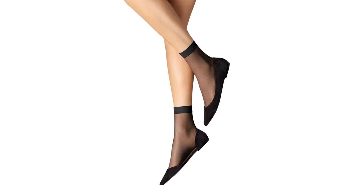 Fétichisme des collants. Collants transparents sans culotte. 4k