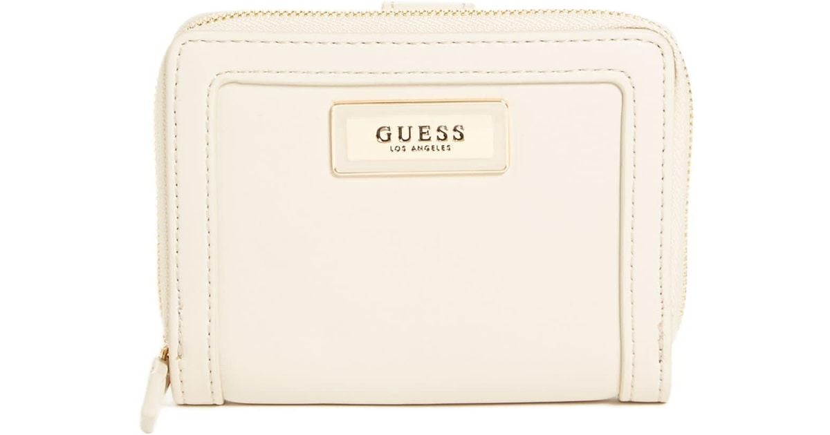 Guess Factory Aurelia Small Zip-around Wallet in Natural