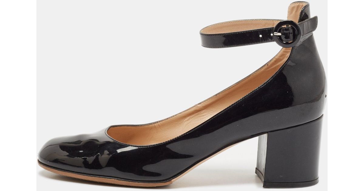 Gianvito Rossi Patent Leather Mary Jane Pumps in Black | Lyst