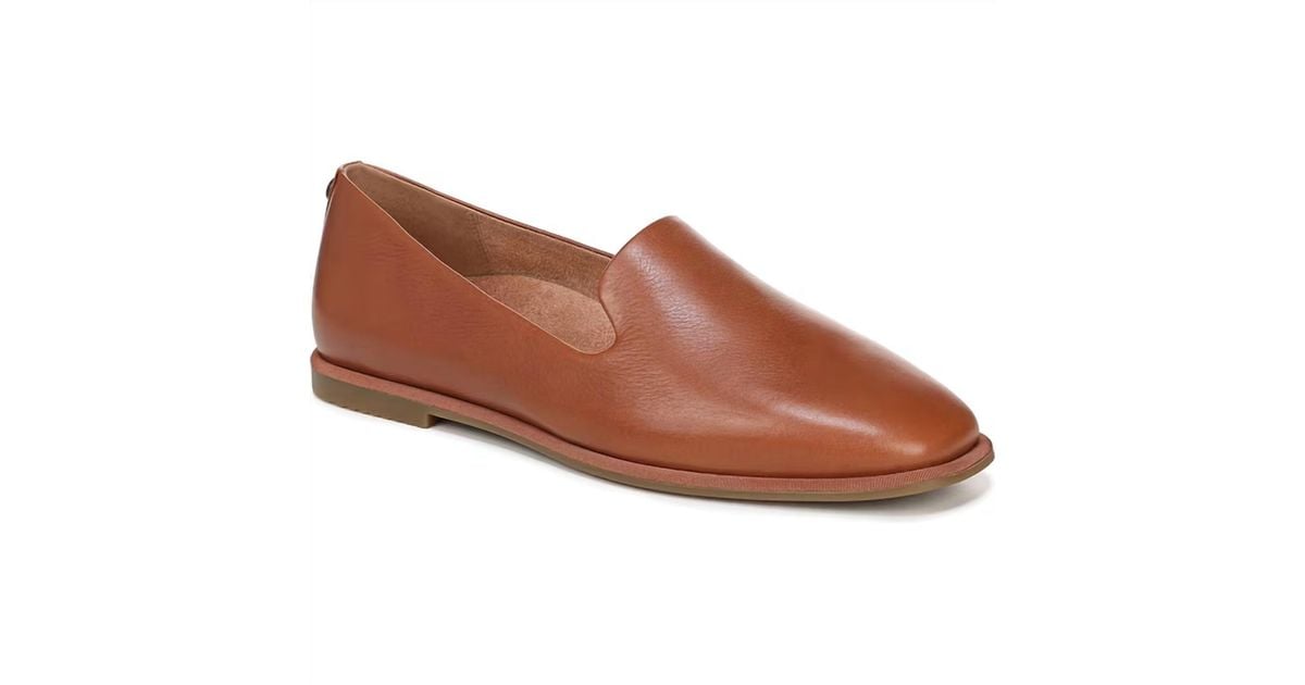 Vionic Willa 2.0 Flat-Style Loafer in Brown | Lyst