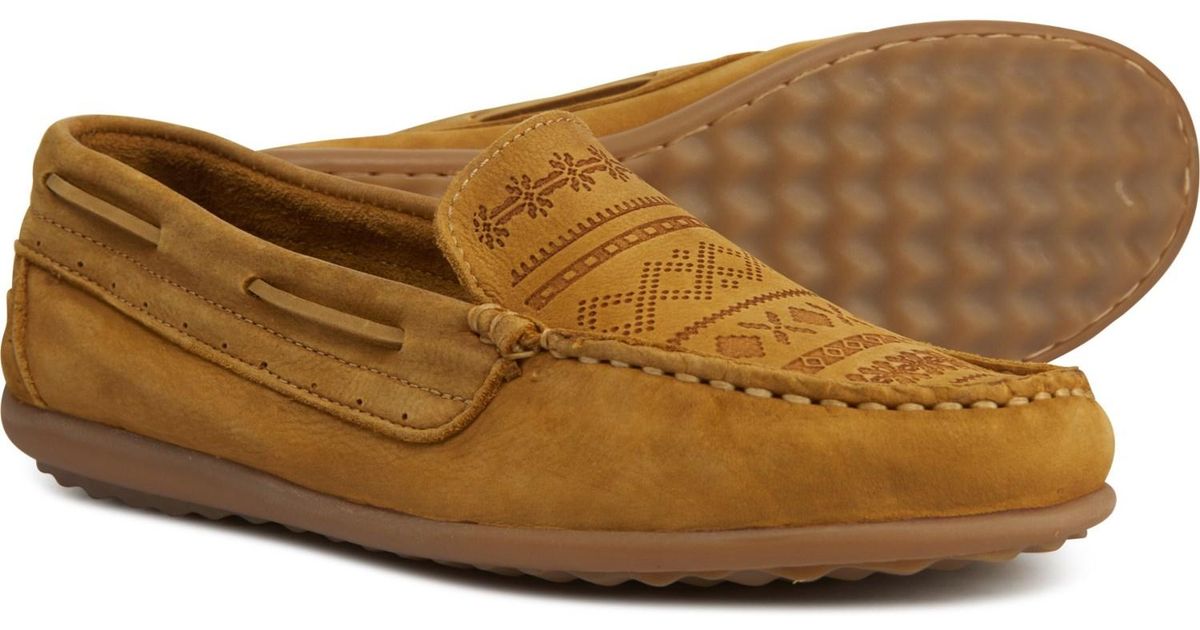 taos heritage moccasin