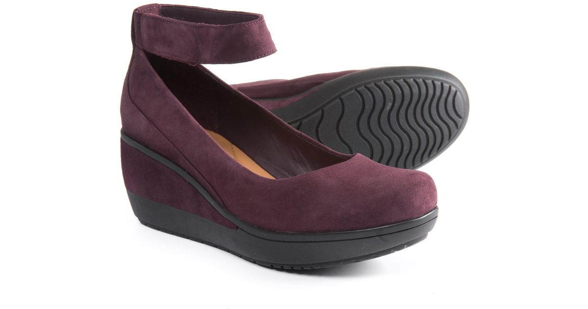 Clarks Wynnmere Fox Wedge Shoes in 