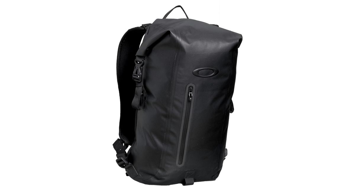 oakley two faced dry pack