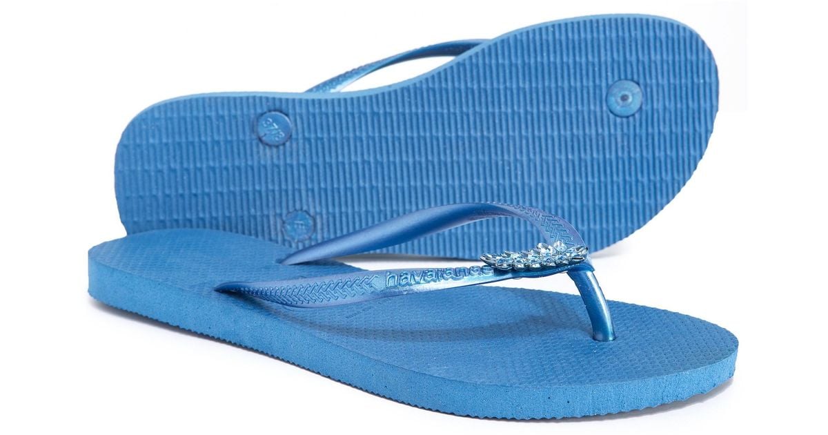 womens light blue flip flops