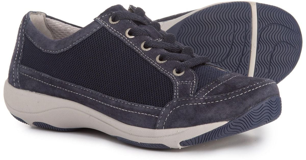 dansko walking shoes
