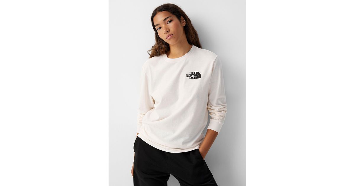 The North Face Long Sleeve Logo T in 