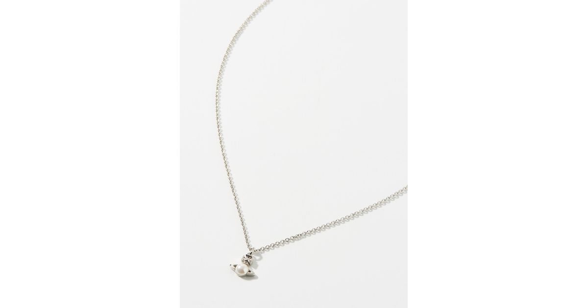 Vivienne Westwood Balbina Pendant Necklace in White | Lyst