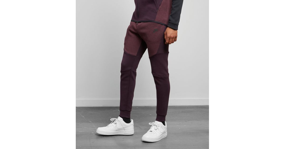 nike tech fleece jogger burgundy