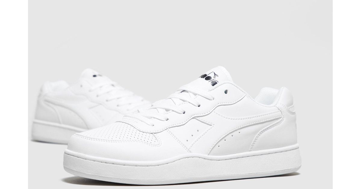 diadora playground den