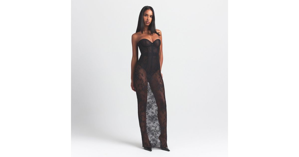 black dress with cream heels Cream-Dot Lace-Edge Maxi White / S and hem Bodycon Dress High Neck Size:18+ | plus-size Colour: HOT CHOCOLATE