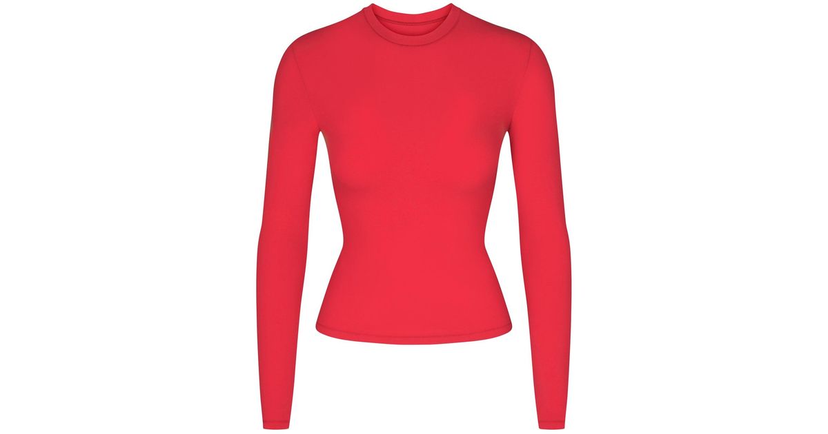 Skims Long Sleeve T-shirt in Red