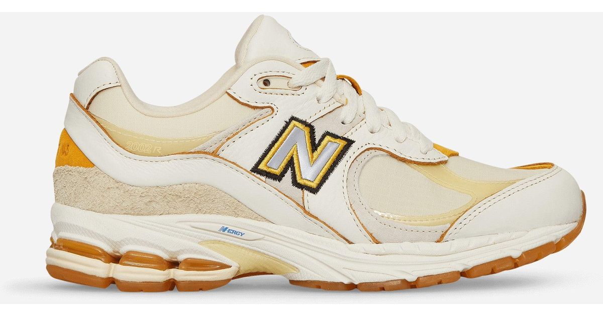 New Balance Suede Conversations Amongst Us 2002r Sneakers White For Men