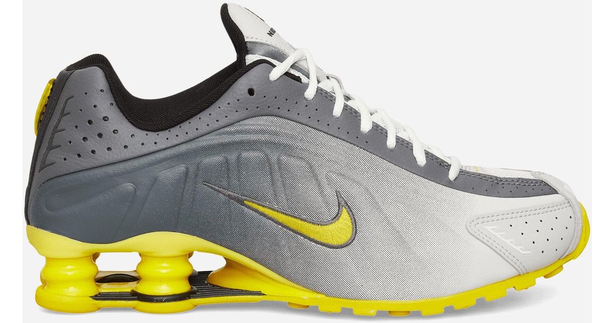 Nike Shox R4 Se Sneakers Vast / Bright Citron in Gray for Men | Lyst
