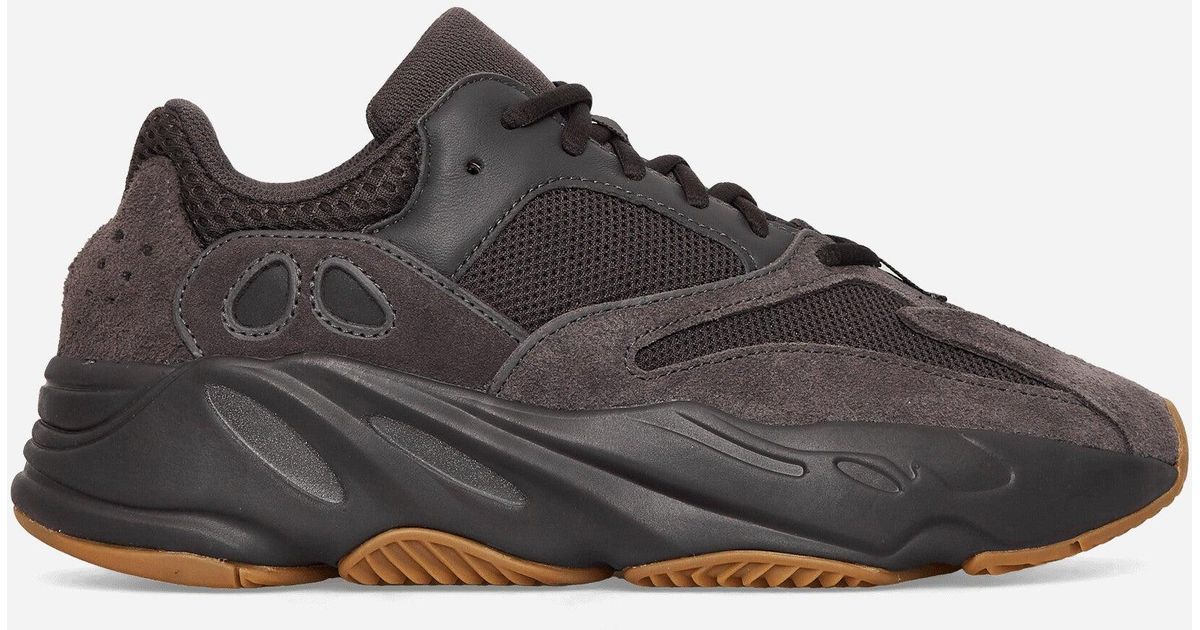 yeezy boost 700 in store near me