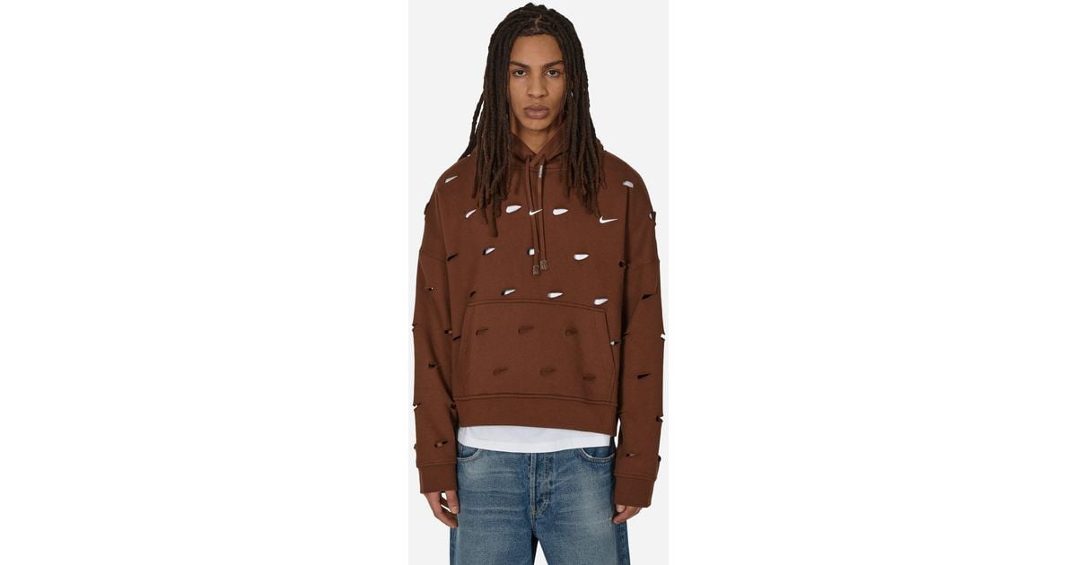nike-Brown-Jacquemus-Swoosh- 