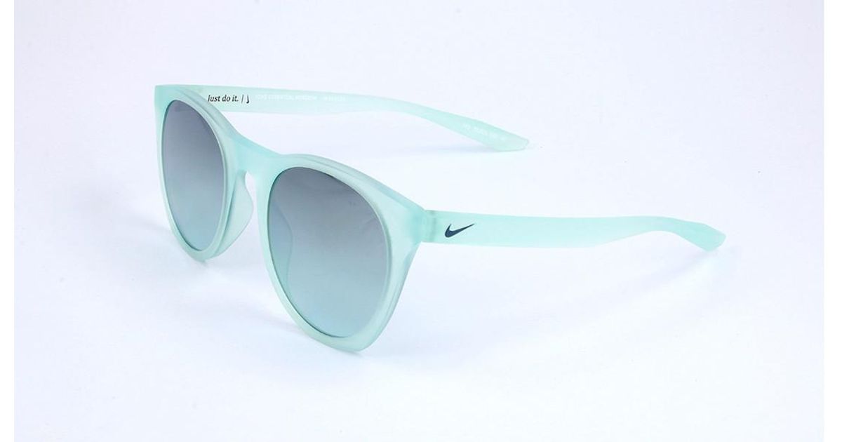 nike essential horizon