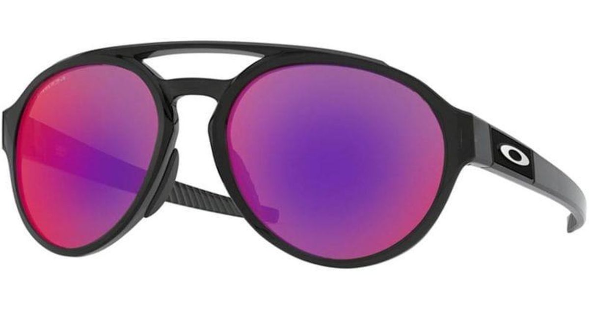 oakley forager on face