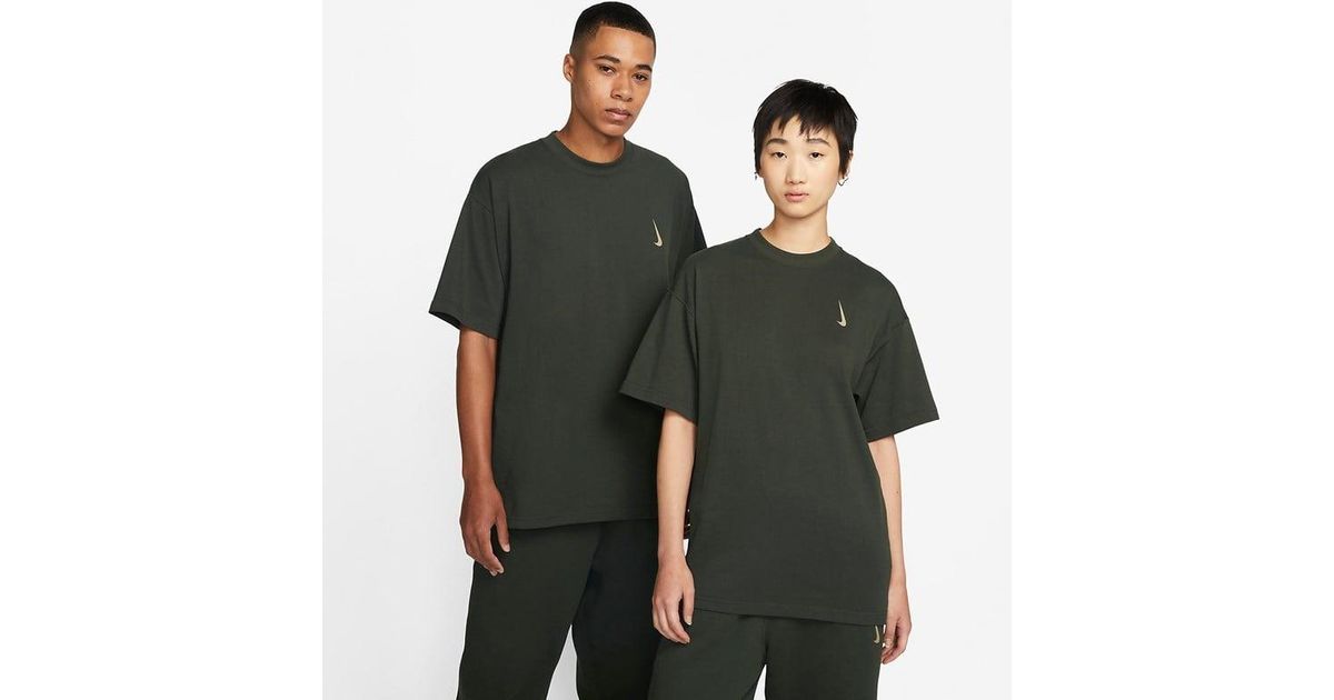 billie eilish green nike