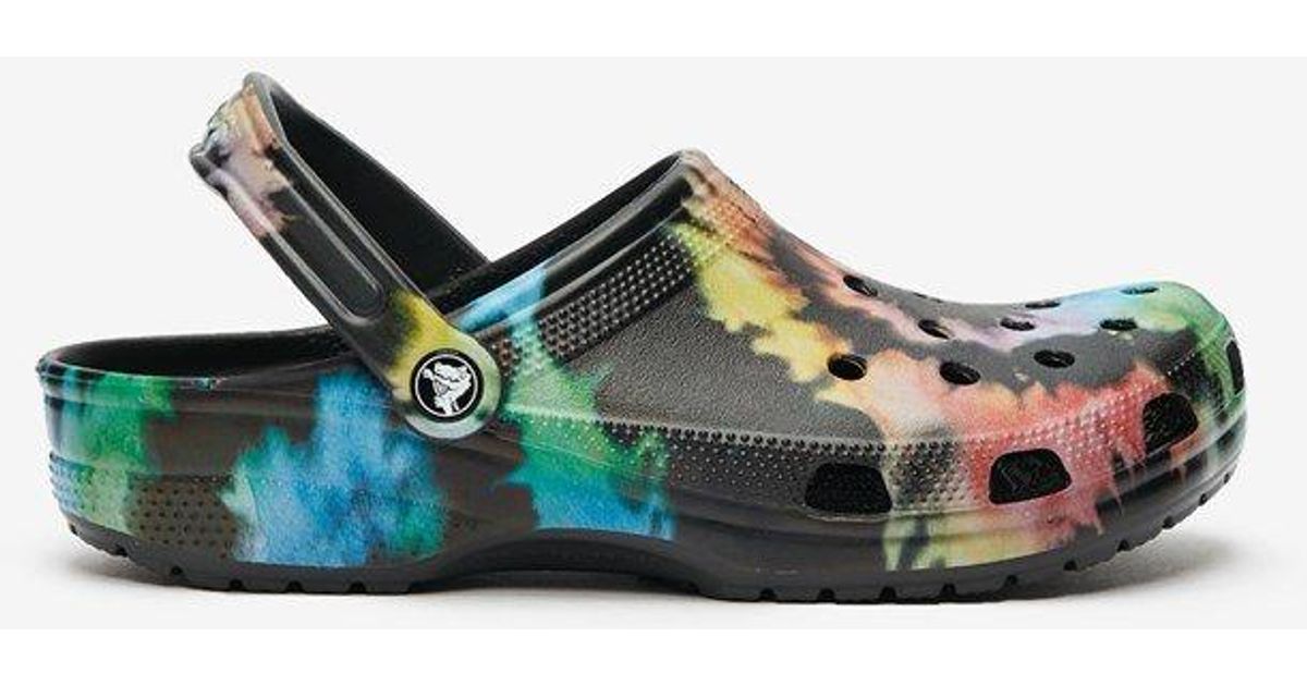 tie dye crocs black