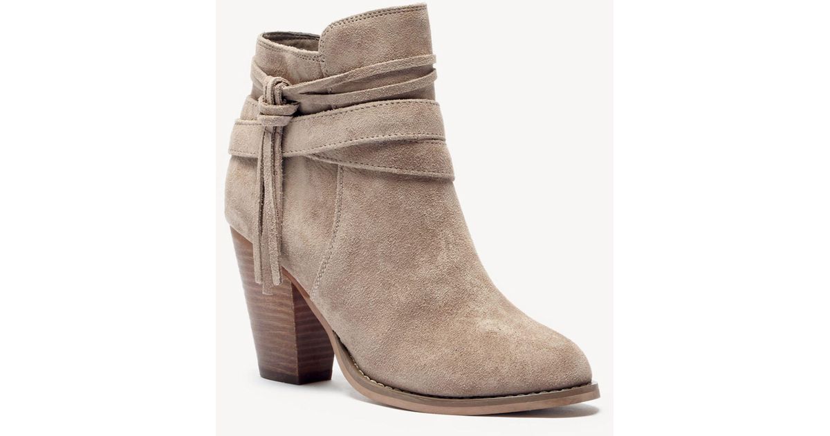 rumi tassel bootie