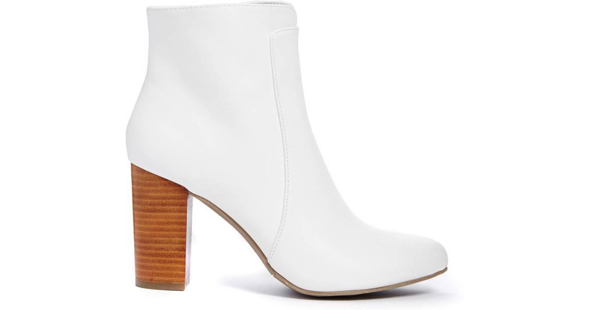 mia white booties