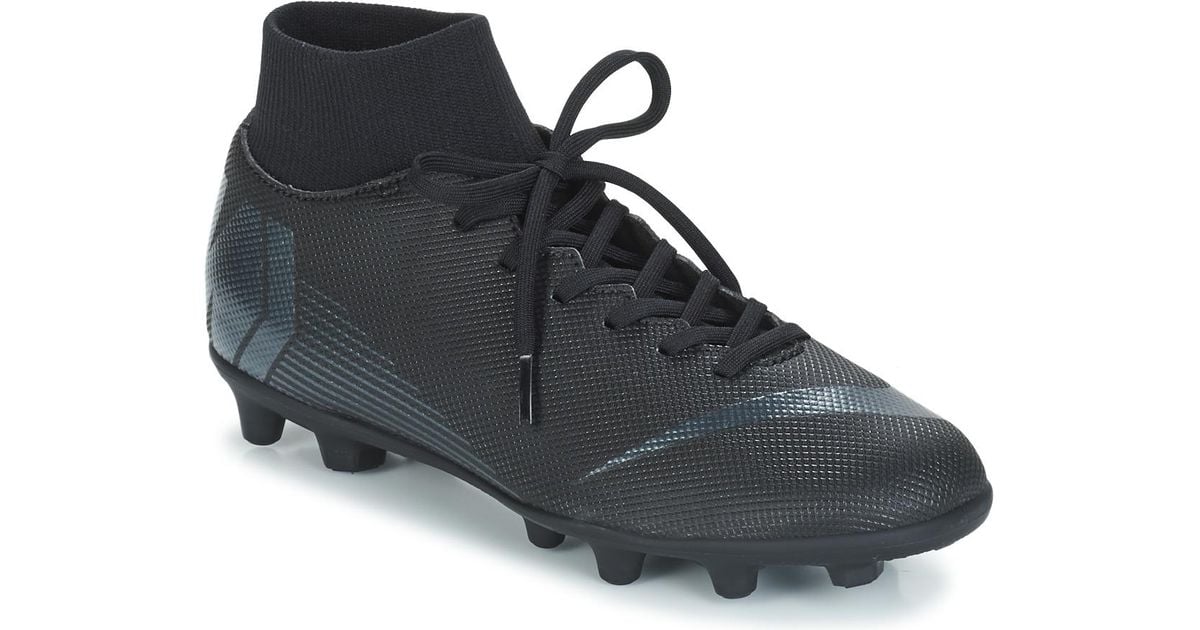 nike black football shoes