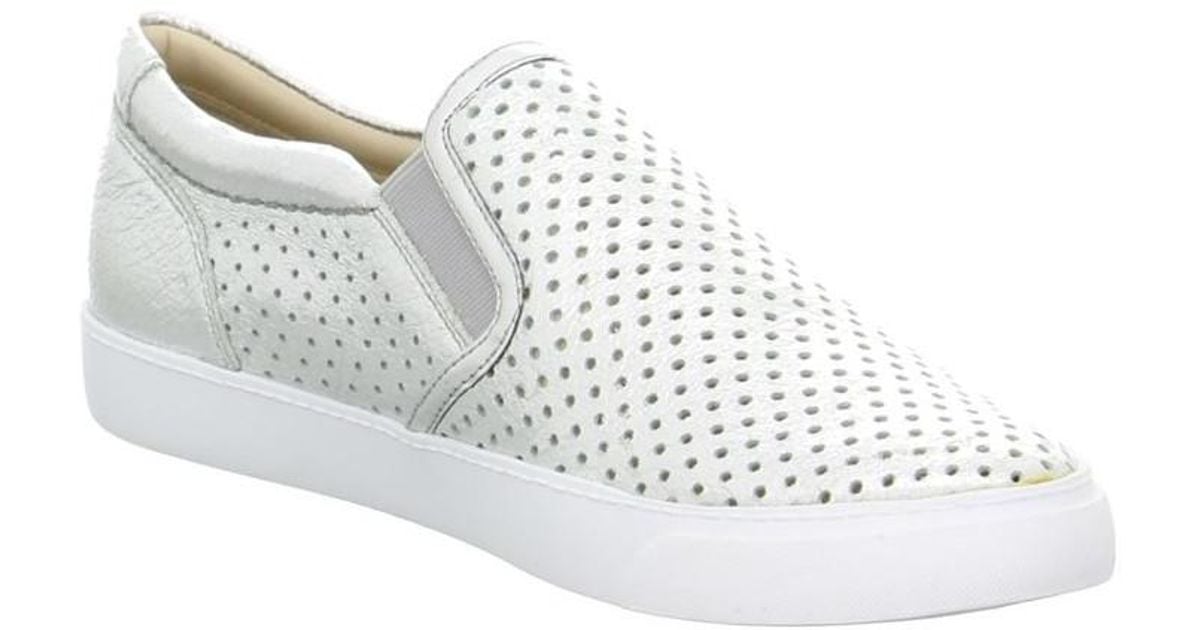 clarks glove puppet silver