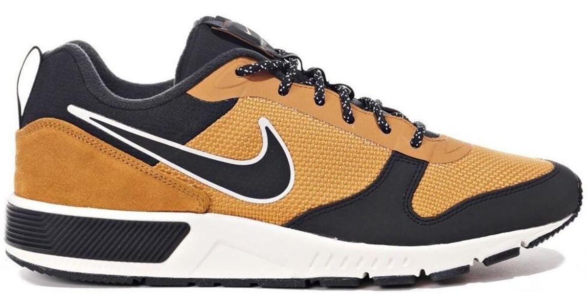 nike nightgazer trail gris