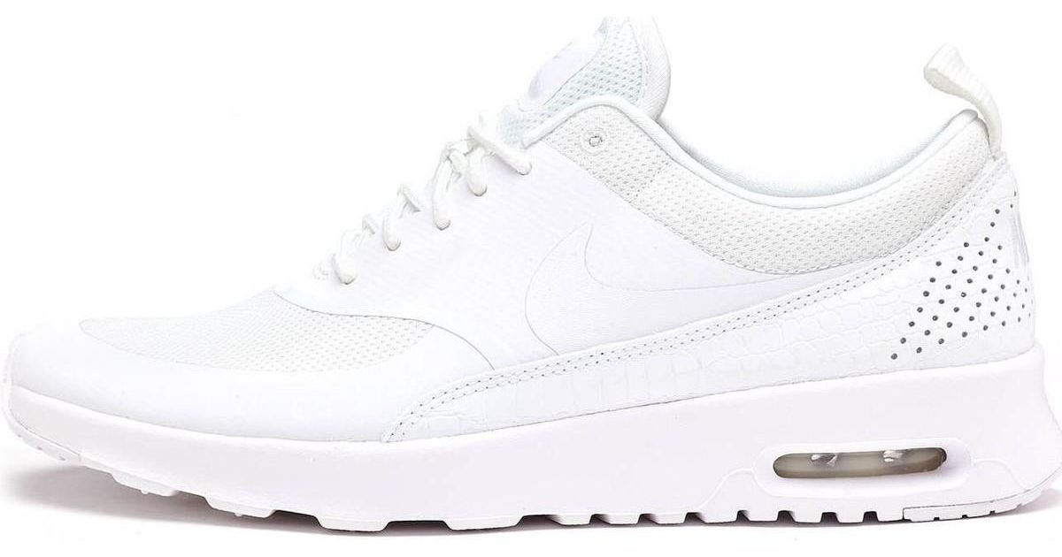 nike women trainers white