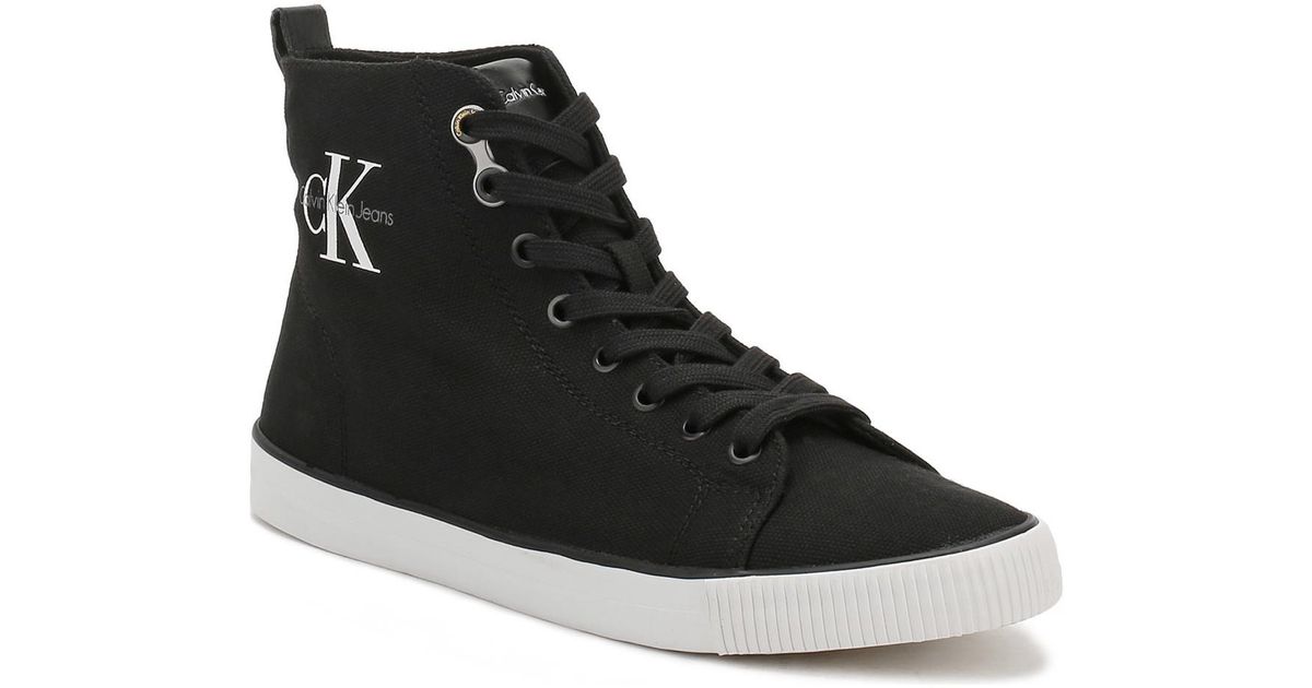 black canvas trainers womens