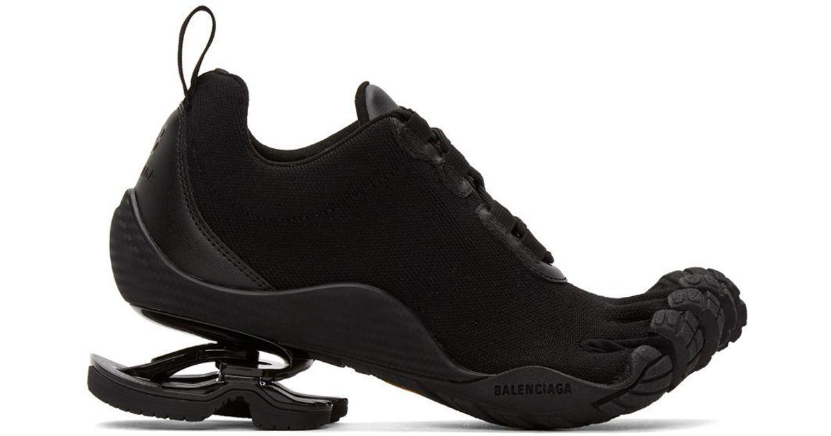 aldrig sne hvid champignon Balenciaga Black Finger Toe Low-top Sneakers | Lyst