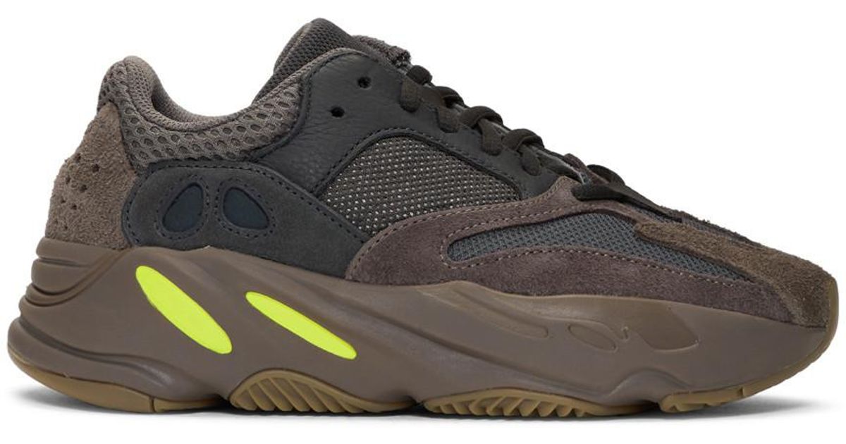 yeezy 700 taupe