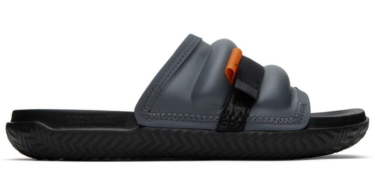 Nike hotsell play sandals