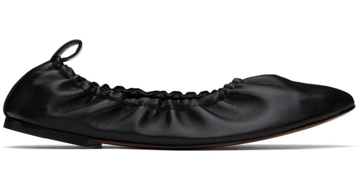 The Row Glove Leather Ballet Flats in Black | Lyst