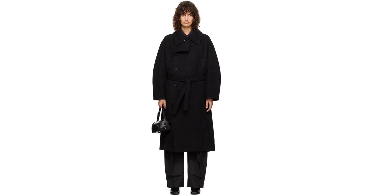 Lemaire Asymmetrical Bathrobe コート ブラック | Lyst