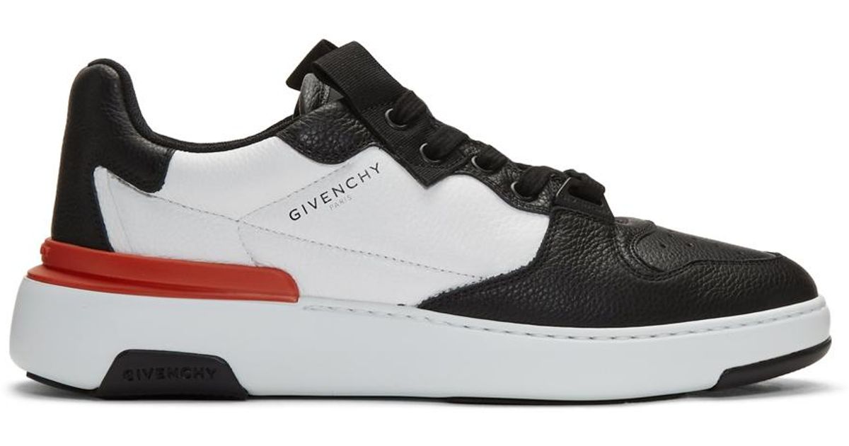 Givenchy Wing Low Sneakers in Black for Men Lyst Canada