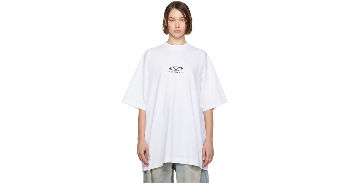vetements-White-Oval-Logo-