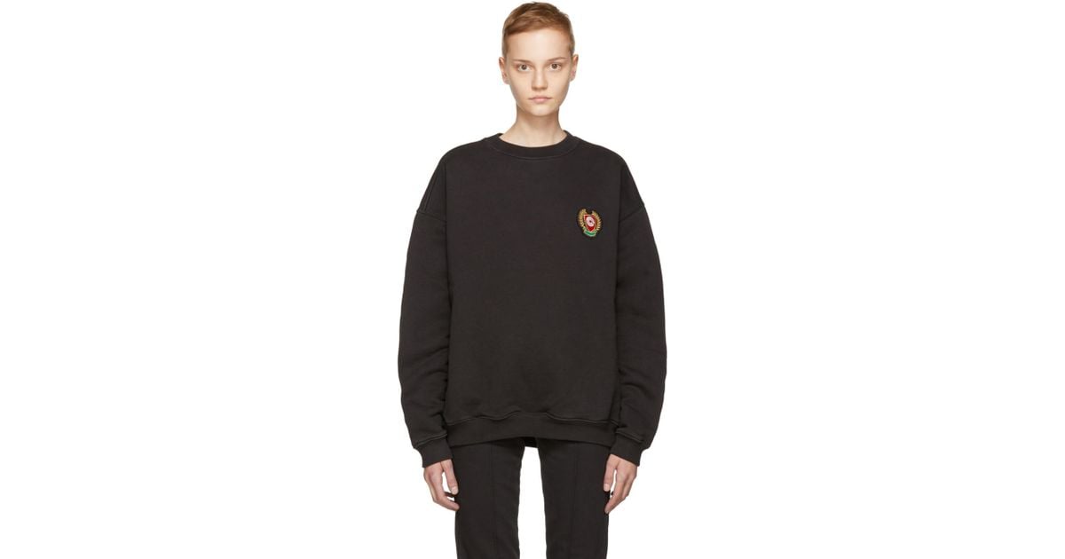 yeezy black sweatshirt