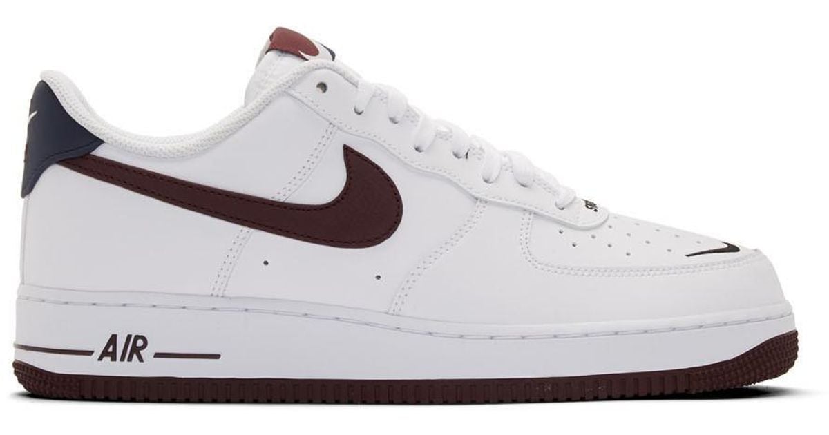 energía letal promedio Nike White And Burgundy Air Force 1 07 Lv8 4 Sneakers for Men | Lyst