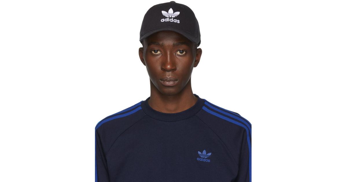 trefoil cap