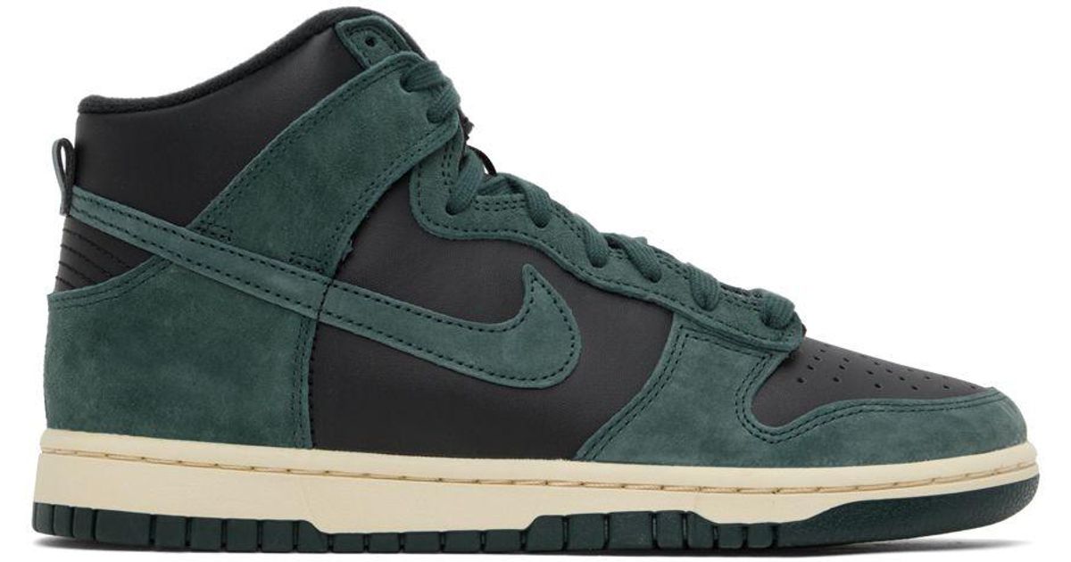 nike black green shoes