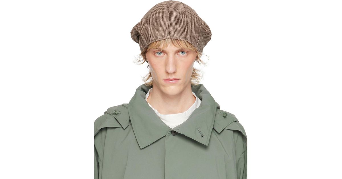 Homme Plissé Issey Miyake Blooming Beanie in Green for Men Homme Plissé Issey Miyake Blooming Beanie in Green for Men