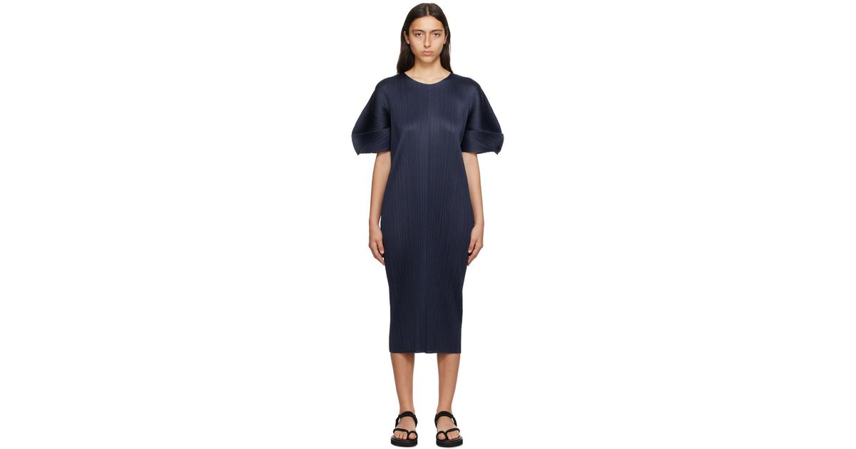 Pleats Please Issey Miyake Navy Monthly Colors August Midi Dress in Black |  Lyst Canada
